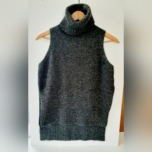 C/MEO COLLECTIVE Charcoal Gray Turtleneck Sleeveless Sweater Size S